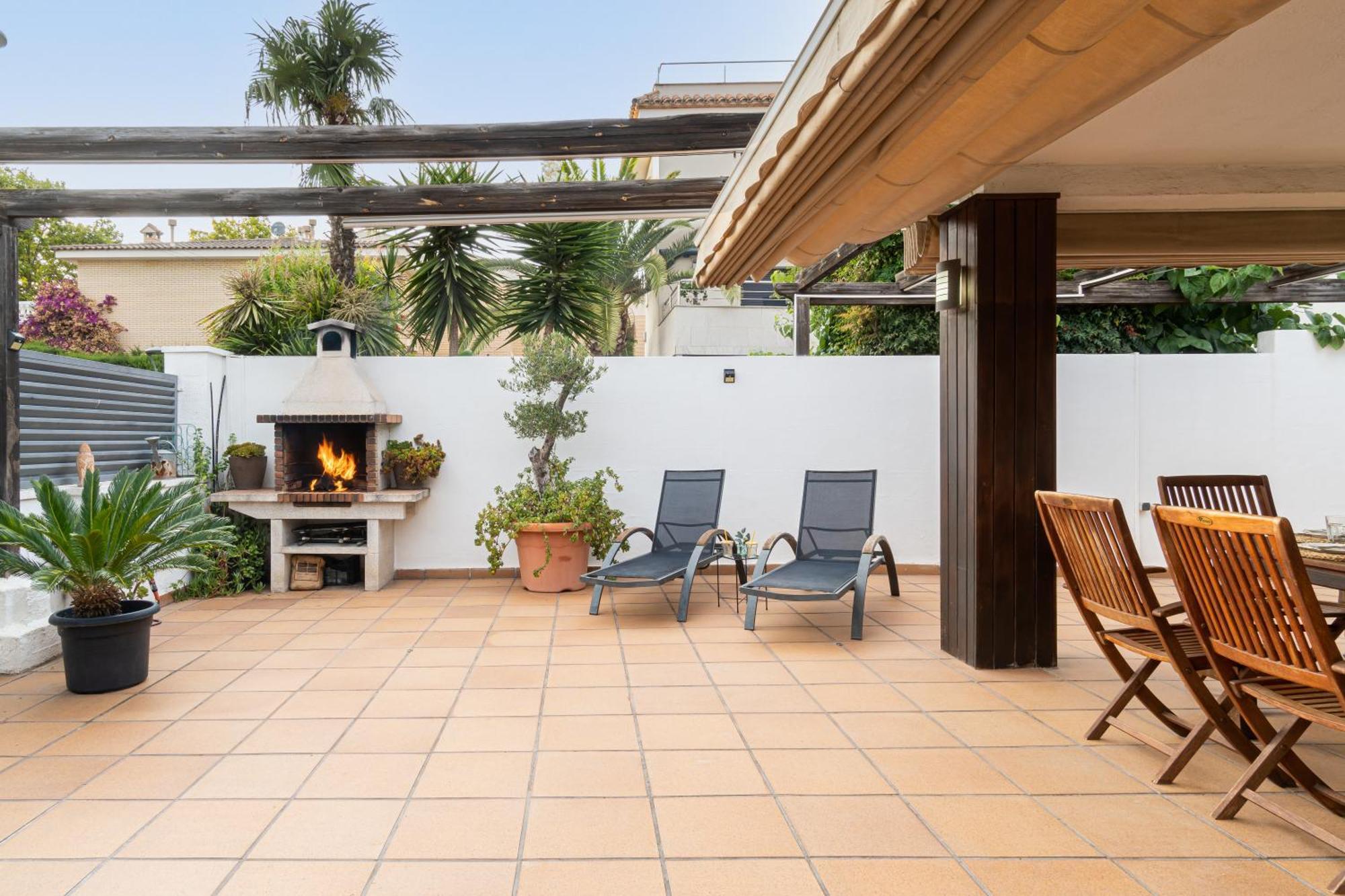 "Charm & Cozy 4Br - 3Ba With Pool & Barbecue" Villa Cambrils Ngoại thất bức ảnh